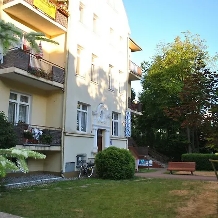 Pokoje Z łazienkami Apartament *