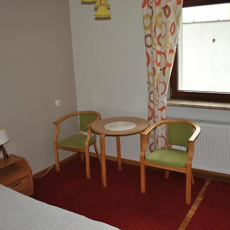 Pokoje Z łazienkami *